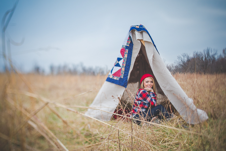 Fayetteville AR Senior Photographer | lissachandler.com-2 Northwest Arkansas Senior Photographer, Fayetteville Photographer, Photographer in Fayetteville, Creative Senior Portraits Arkansas, Magical Photographer, Senior Portrait Ideas
