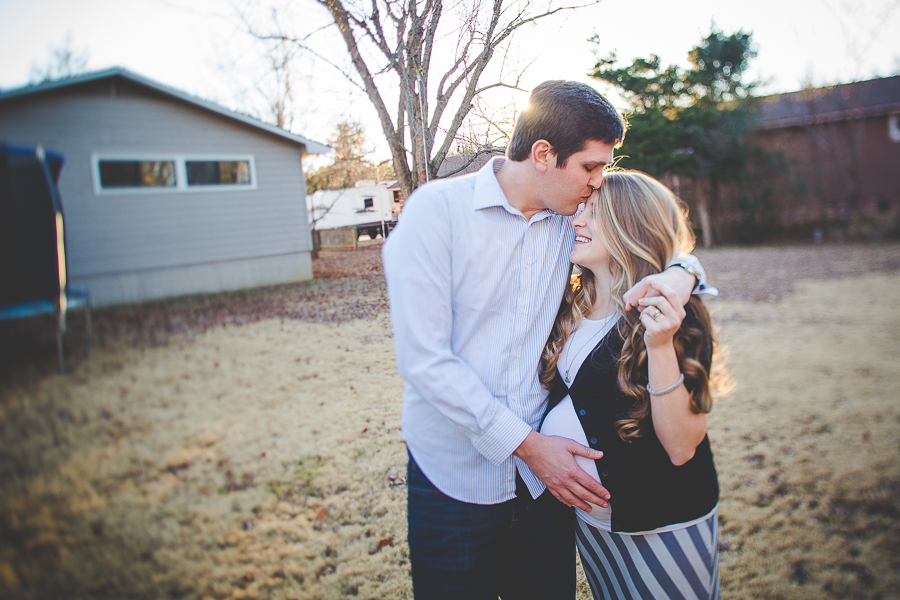 Family Photographer Fayetteville Arkansas, Photographer in Fayetteville Arkansas, Northwest Arkansas Photographer, Bentonville Arkansas Photographer, Maternity Photographer Bentonville, In Home Maternity Session, Winter Maternity Session, Inddor Maternity Photographs, Family Photos in Winter