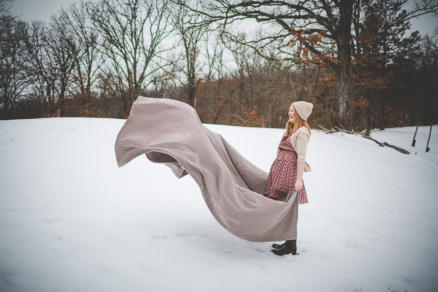 Fayetteville High School Senior Photographer | Claudia | lissachandler.com-20 Senior Photographer in Bentonville, Senior Photographer in Fayetteville, NWA Senior Photographer, Creative Senior Portraits, lissachandler.com