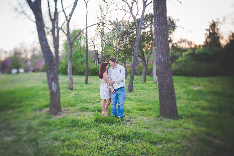 Northwest Arkansas Engagement and Wedding Photography in Fayetteville Arkansas - Bentonville Arkansas Wedding Photography in Rogers, Siloam Springs, Eureka Springs, NWA by Northwest Arkansas Photographer Lissa Chandler - lissachandler.com
