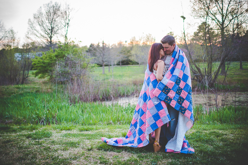 Northwest Arkansas Engagement and Wedding Photography in Fayetteville Arkansas - Bentonville Arkansas Wedding Photography in Rogers, Siloam Springs, Eureka Springs, NWA by Northwest Arkansas Photographer Lissa Chandler - lissachandler.com