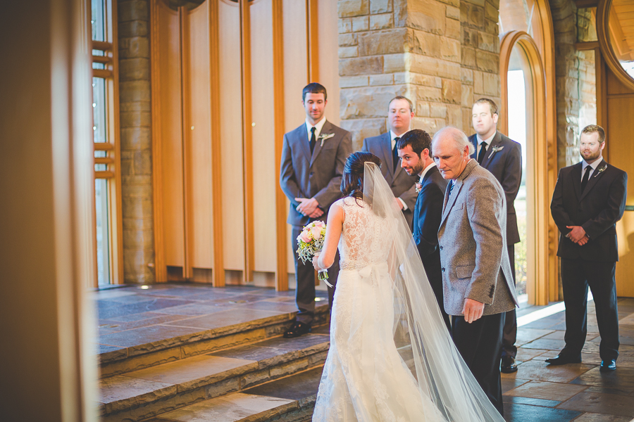 Northwest Arkansas Wedding Photographer in Fayetteville, Creative Southern Wedding Photographers - lissachandler.com
