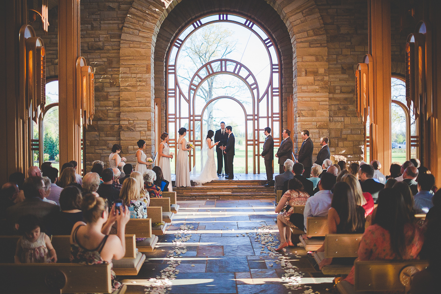 Northwest Arkansas Wedding Photographer in Fayetteville, Creative Southern Wedding Photographers - lissachandler.com