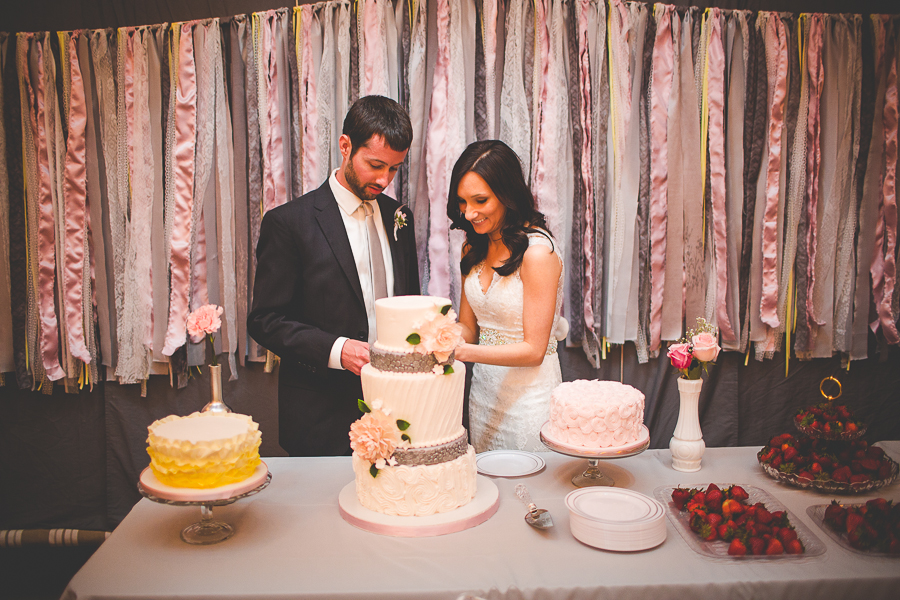 Northwest Arkansas Wedding Photographer in Fayetteville, Creative Southern Wedding Photographers - lissachandler.com