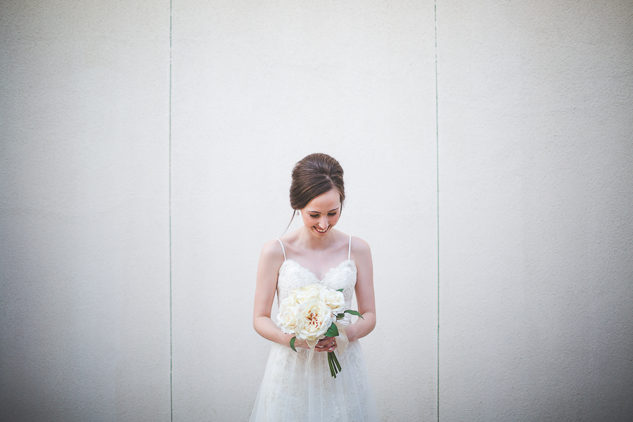 Fayetteville Arkansas Wedding Photographer in Northwest Arkansas - Creative Wedding Photographer Arkansas - lissachandler.com