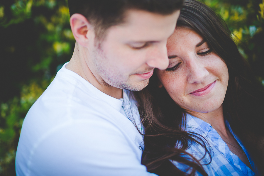 Northwest Arkansas Wedding and Portrait Photographer in Fayetteville, Photographs at Fayetteville Square, lissachandler.com