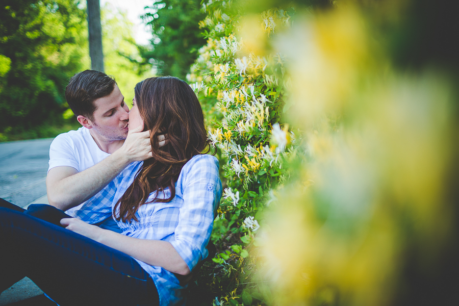 Northwest Arkansas Wedding and Portrait Photographer in Fayetteville, Photographs at Fayetteville Square, lissachandler.com