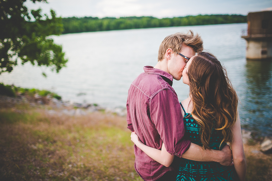 Wedding Photographer In Arkansas - Lake Fayetteville Engagement - NWA Weddings Lissa Chandler - lissachandler.com