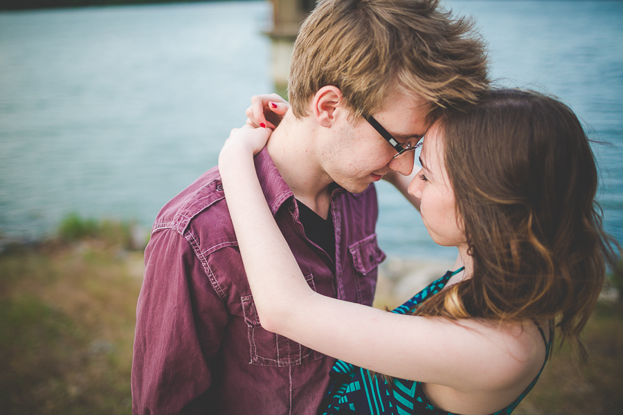 Wedding Photographer In Arkansas - Lake Fayetteville Engagement - NWA Weddings Lissa Chandler - lissachandler.com