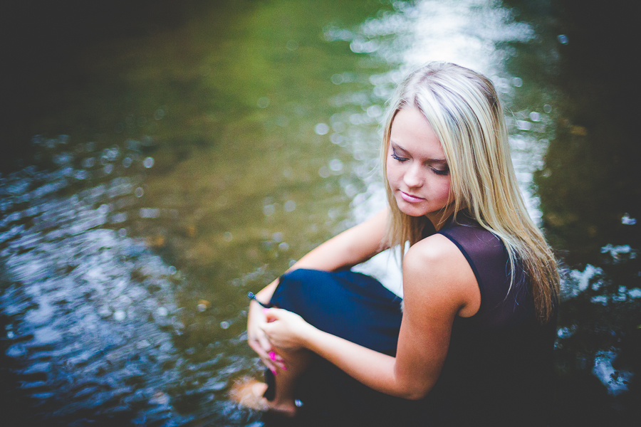 NWA Senior Photographer in Fayetteville Arkansas, Unique Senior Photography Arkansas, Senior Photographers in Bentonville, lissachandler.com