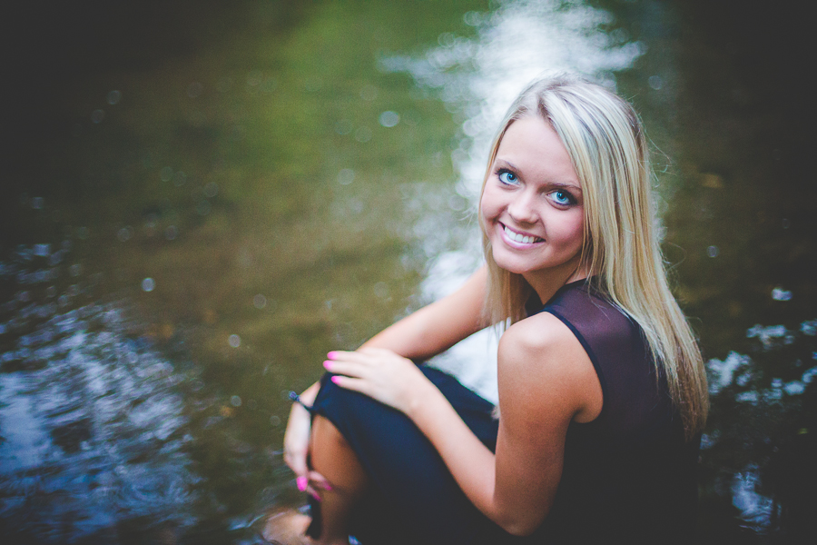 NWA Senior Photographer in Fayetteville Arkansas, Unique Senior Photography Arkansas, Senior Photographers in Bentonville, lissachandler.com