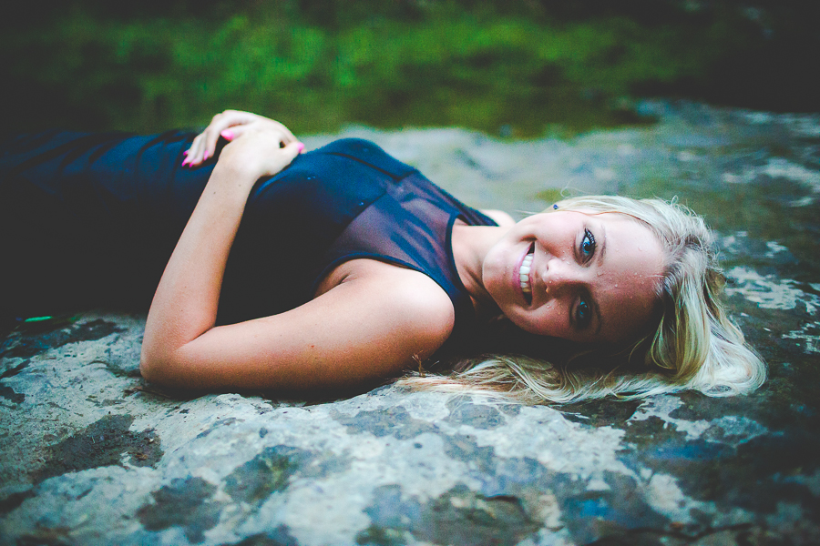 NWA Senior Photographer in Fayetteville Arkansas, Unique Senior Photography Arkansas, Senior Photographers in Bentonville, lissachandler.com