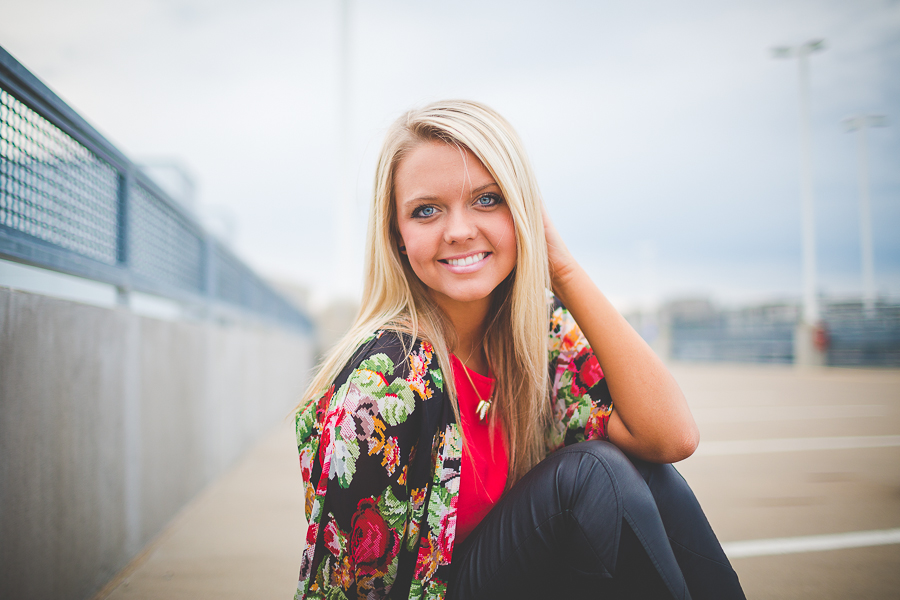 NWA Senior Photographer in Fayetteville Arkansas, Unique Senior Photography Arkansas, Senior Photographers in Bentonville, lissachandler.com