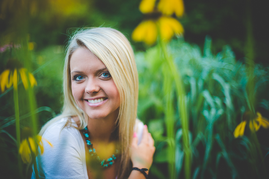 NWA Senior Photographer in Fayetteville Arkansas, Unique Senior Photography Arkansas, Senior Photographers in Bentonville, lissachandler.com