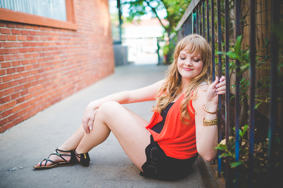 Northwest Arkansas Senior Photographer in Fayetteville, Arkansas - lissachandler.com