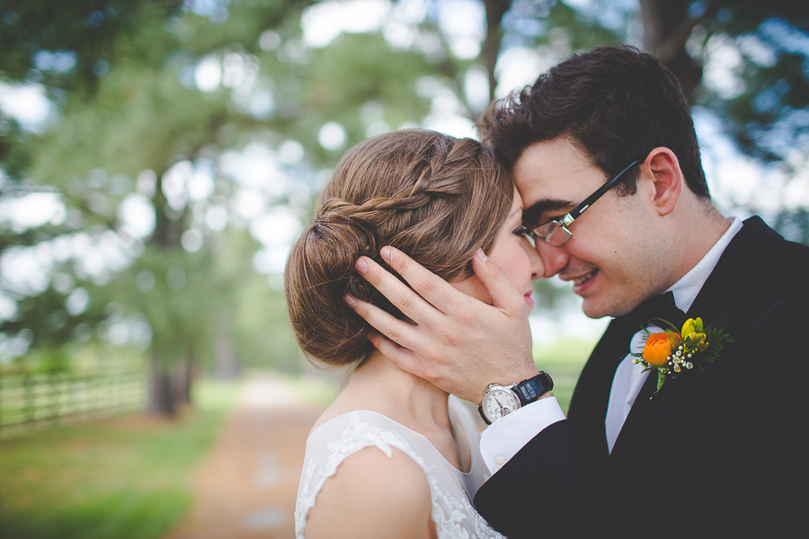 Spring Wedding in Fayetteville, Arkansas - NWA Wedding Photography - lissachandler.com
