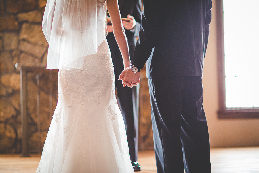 Spring Wedding in Fayetteville, Arkansas - NWA Wedding Photography - lissachandler.com