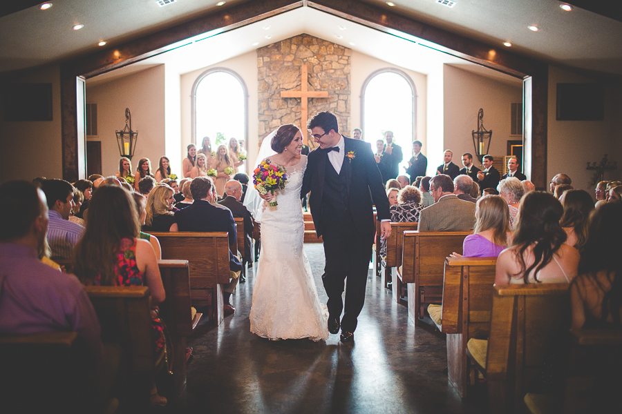 Spring Wedding in Fayetteville, Arkansas - NWA Wedding Photography - lissachandler.com