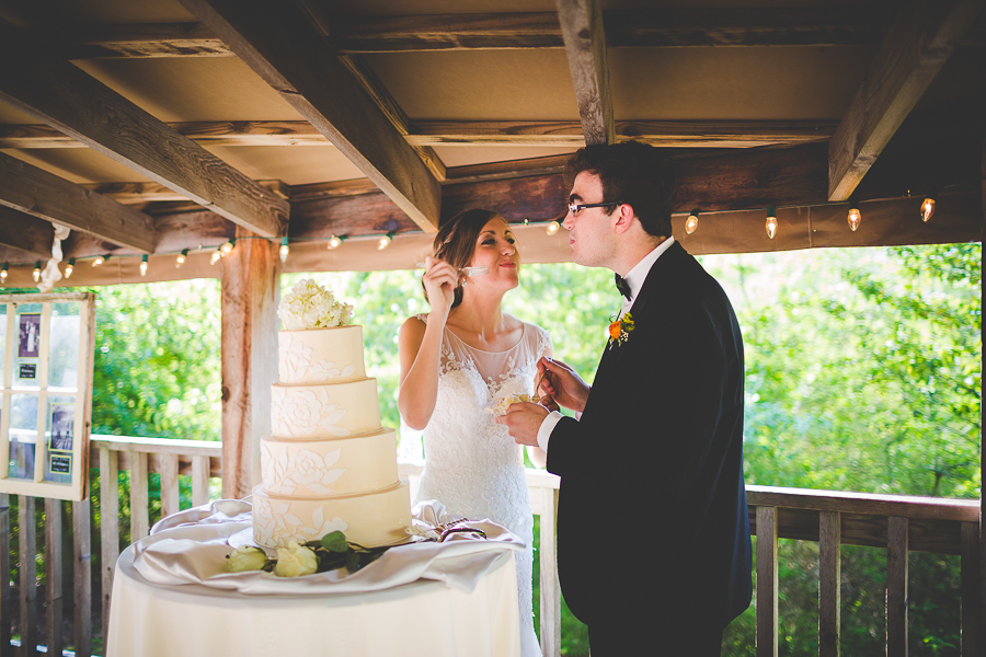 Spring Wedding in Fayetteville, Arkansas - NWA Wedding Photography - lissachandler.com