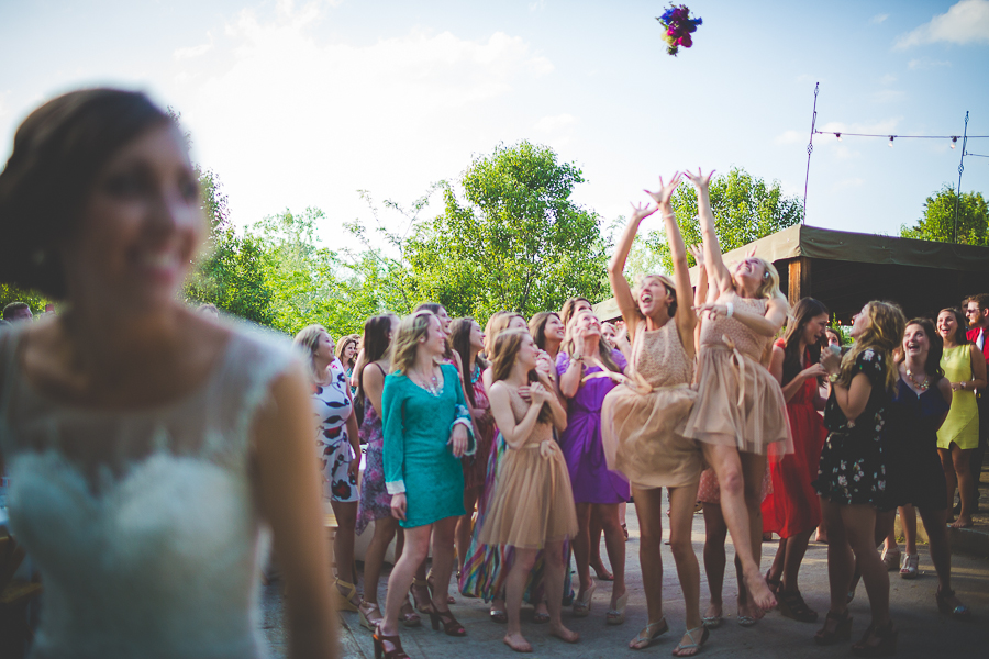 Spring Wedding in Fayetteville, Arkansas - NWA Wedding Photography - lissachandler.com