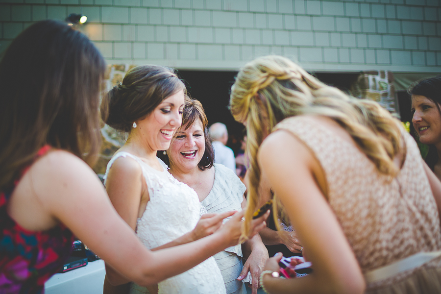 Spring Wedding in Fayetteville, Arkansas - NWA Wedding Photography - lissachandler.com