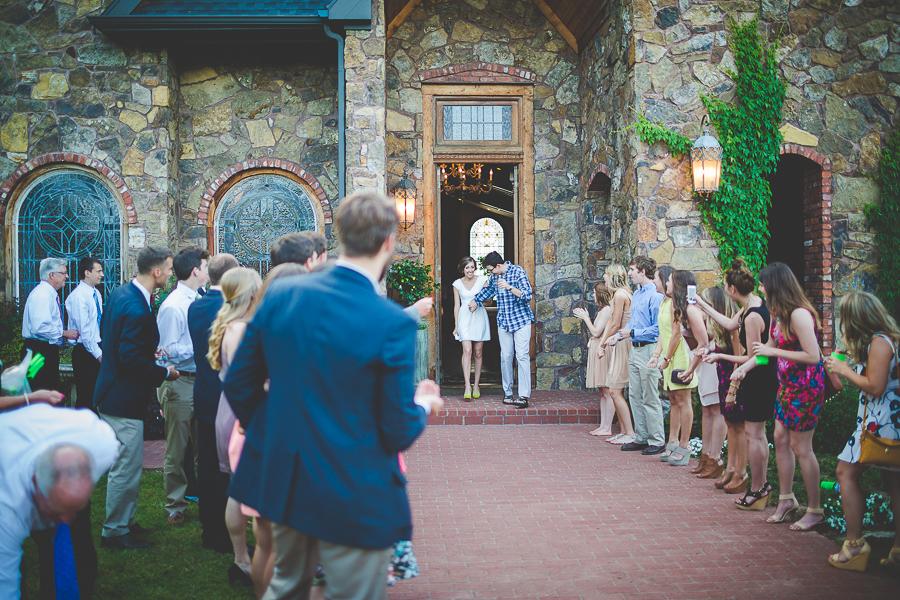 Spring Wedding in Fayetteville, Arkansas - NWA Wedding Photography - lissachandler.com