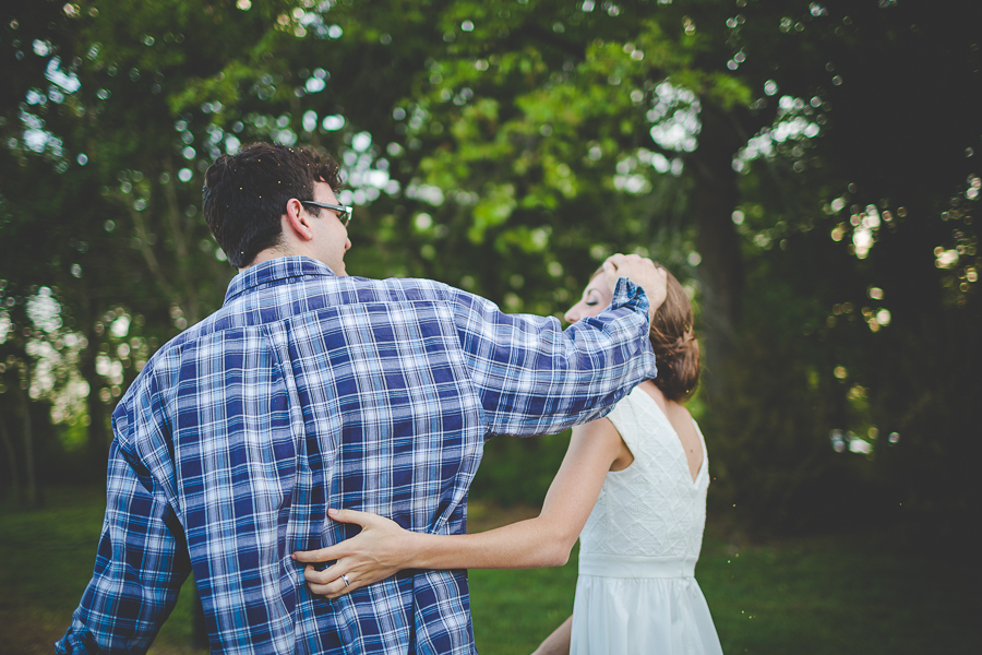 Spring Wedding in Fayetteville, Arkansas - NWA Wedding Photography - lissachandler.com