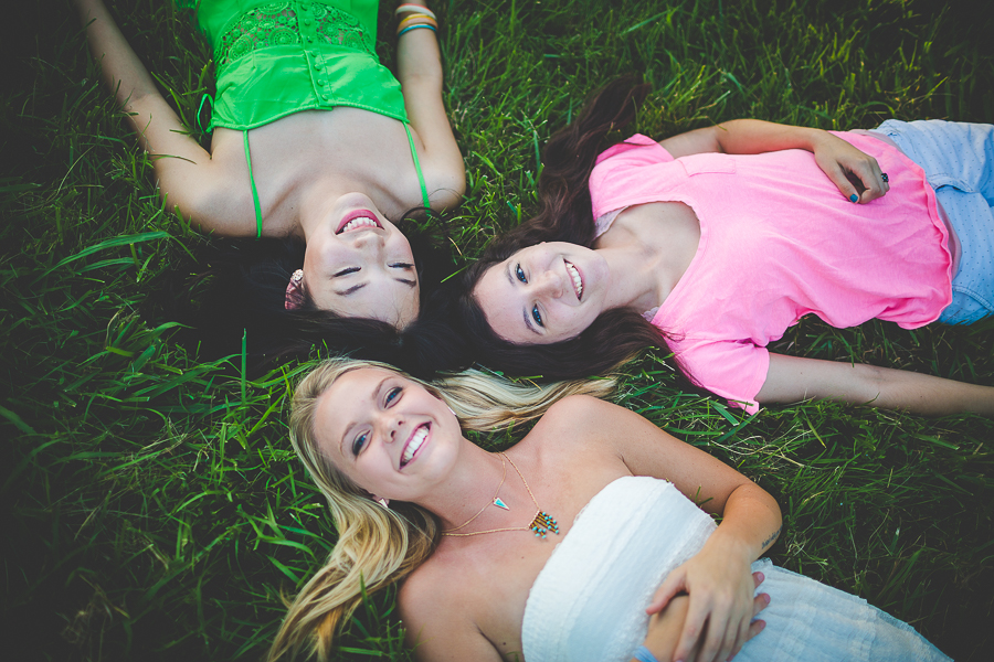 Fun Senior Photos - Senior Photographer in Bentonville, Fayetteville, NWA - lissachandler.com -43 Senior Model Photoshoot in Northwest Arkansas by Lissa Chandler - lissachandler.com