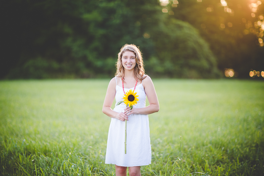 Lindsey - Northwest Arkansas Senior Photographer in Fayetteville Ar - lissachandler.com -13 NWA Senior Portrait Photographer in Fayetteville Arkansas - lissachander.com