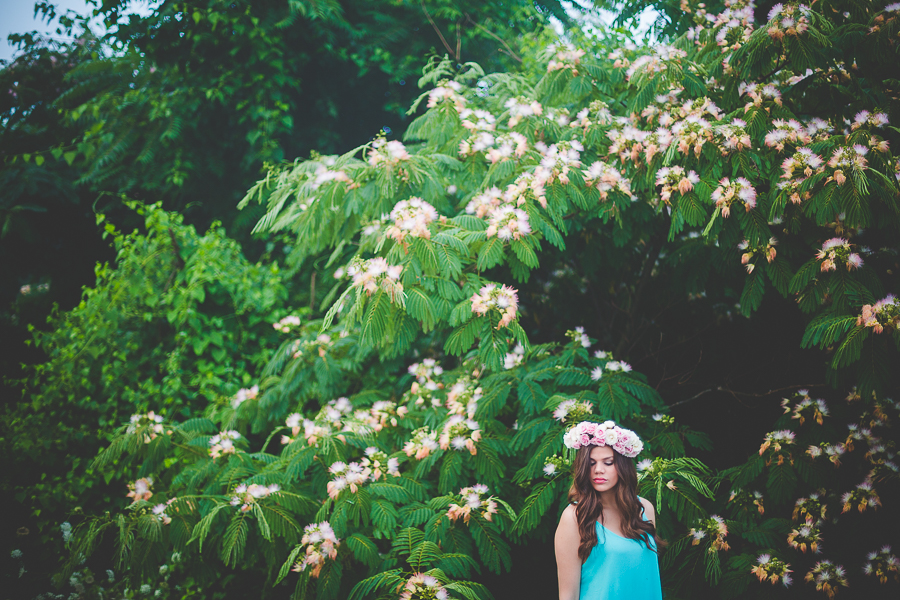 Girl with Flower Crown - Bentonville AR Senior Photographer - lissachandler.com