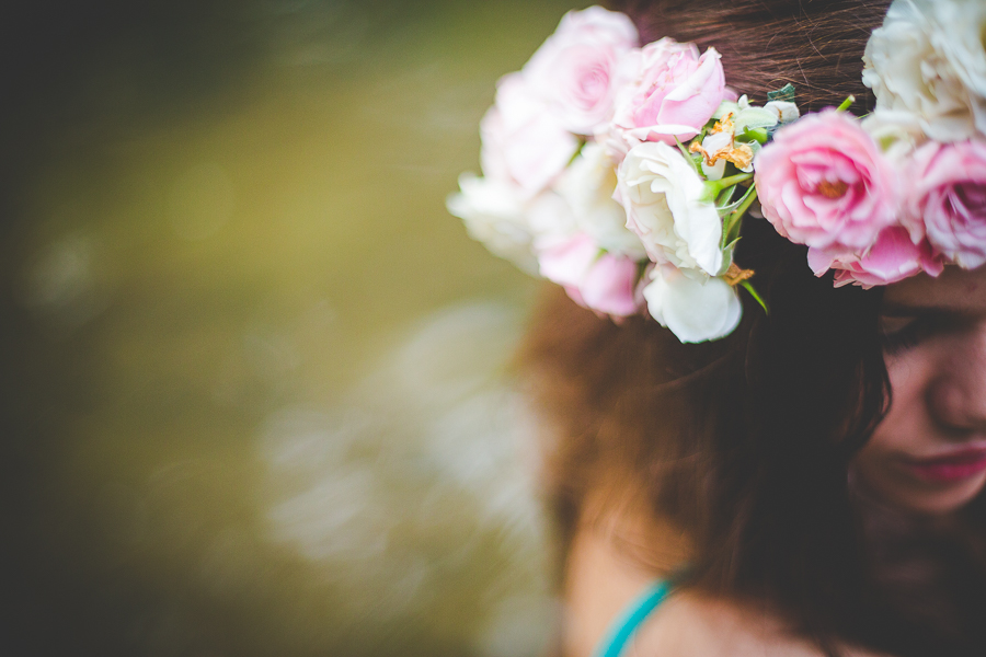 Girl with Flower Crown - Bentonville AR Senior Photographer - lissachandler.com