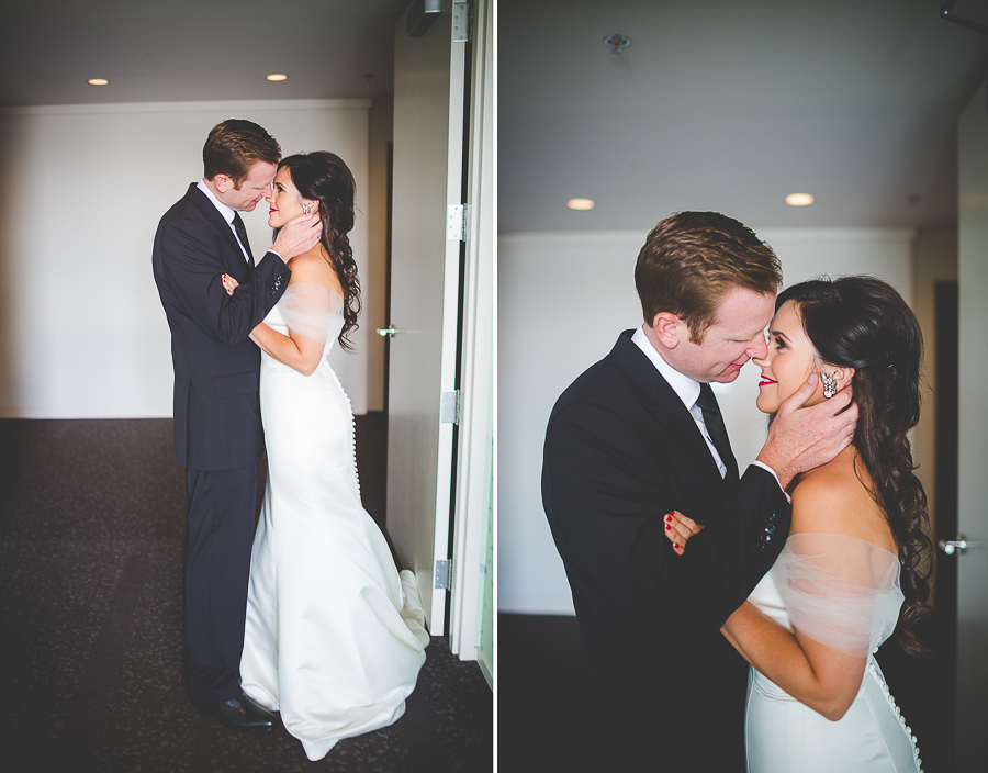 Fayetteville Arkansas Wedding Photographer in NWA - Wedding at 21c Bentonville - lissachandler.com