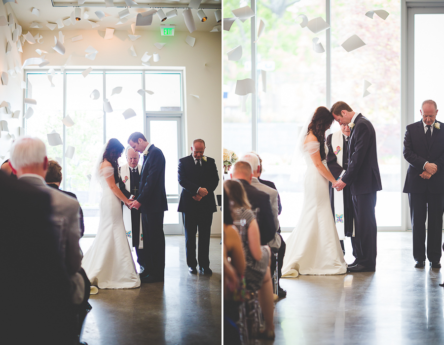 Fayetteville Arkansas Wedding Photographer in NWA - Wedding at 21c Bentonville - lissachandler.com