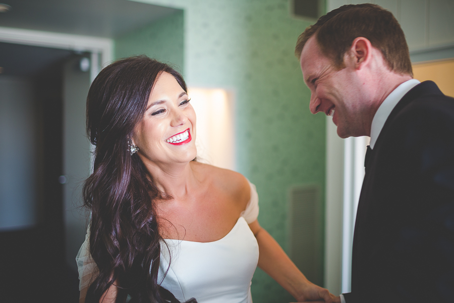 Fayetteville Arkansas Wedding Photographer in NWA - Wedding at 21c Bentonville - lissachandler.com