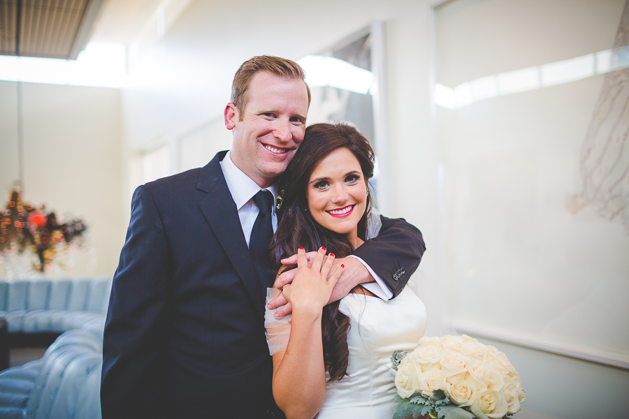 Fayetteville Arkansas Wedding Photographer in NWA - Wedding at 21c Bentonville - lissachandler.com