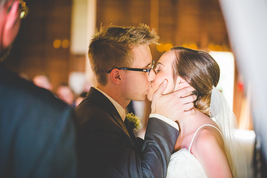 Rogers Arkansas Wedding Photography, Green Acres Wedding Venue NWA, Lissa Chandler, lissachandler.com