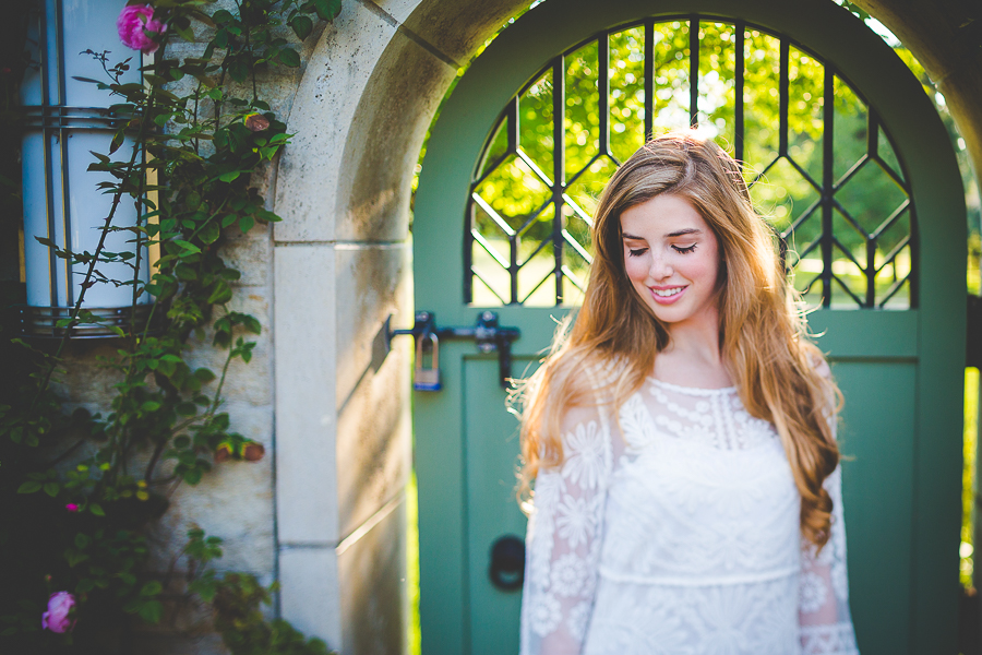 Senior Photographers in Kansas City - NWA Senior Photographer lissachandler.com -1 Bentonville Arkansas Senior Photographer in Kansas City Missouri - Senior Portraits in Downtown KC - lissachandler.com