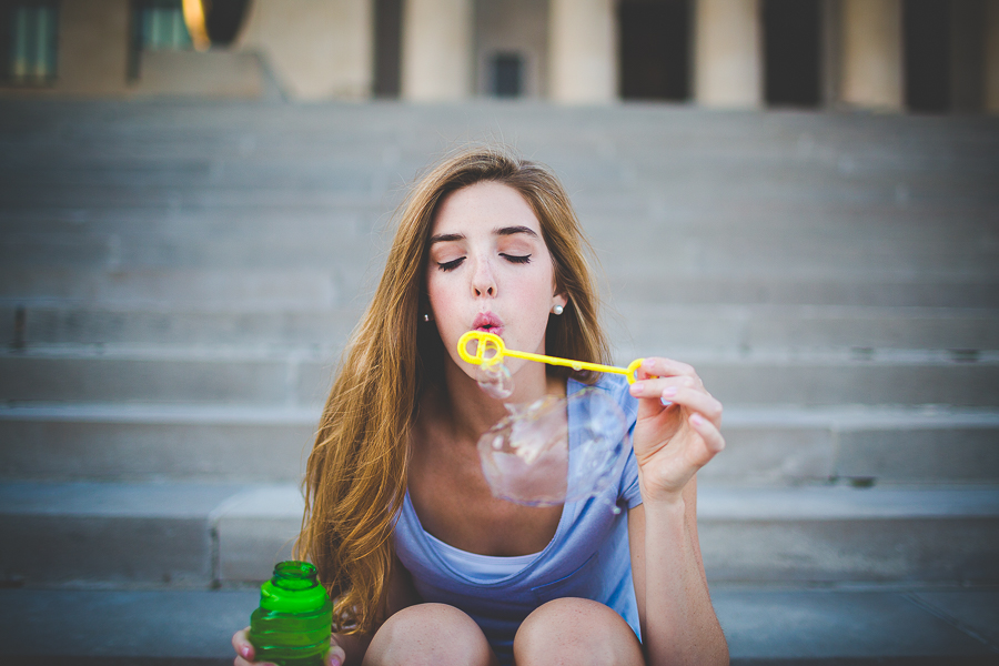 Senior Photographers in Kansas City - NWA Senior Photographer lissachandler.com -5 Bentonville Arkansas Senior Photographer in Kansas City Missouri - Senior Portraits in Downtown KC - lissachandler.com