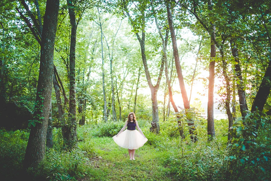 Senior Photographer in Bentonville Arkansas lissachandler.com