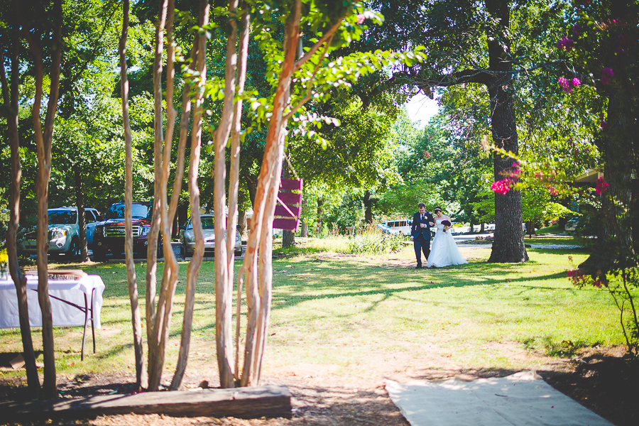 Fayetteville AR Wedding Photographer - Mt Sequoyah Wedding in NWA, lissachandler.com