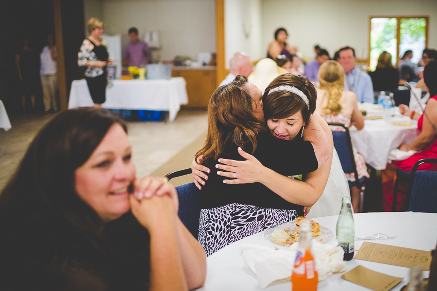 Fayetteville AR Wedding Photographer - Mt Sequoyah Wedding in NWA, lissachandler.com