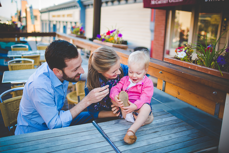 Family Photographer in Northwest Arkansas - Fayetteville Family Photographer-3 Lifestyle Family Photographer in Fayetteville AR, NWA Family Photographer, © Lissa Chandler , lissachandler.com