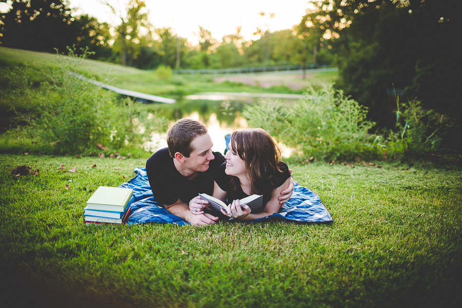 Fayetteville Photographer, Wedding Photographer in Northwest Arkansas, Hannah and Hunter, Anniversary Photos, lissachandler.com -20 Wedding Photographer in Arkansas, Bentonville Wedding Photographer, Fayetteville Wedding Photographer, Lissa Chandler
