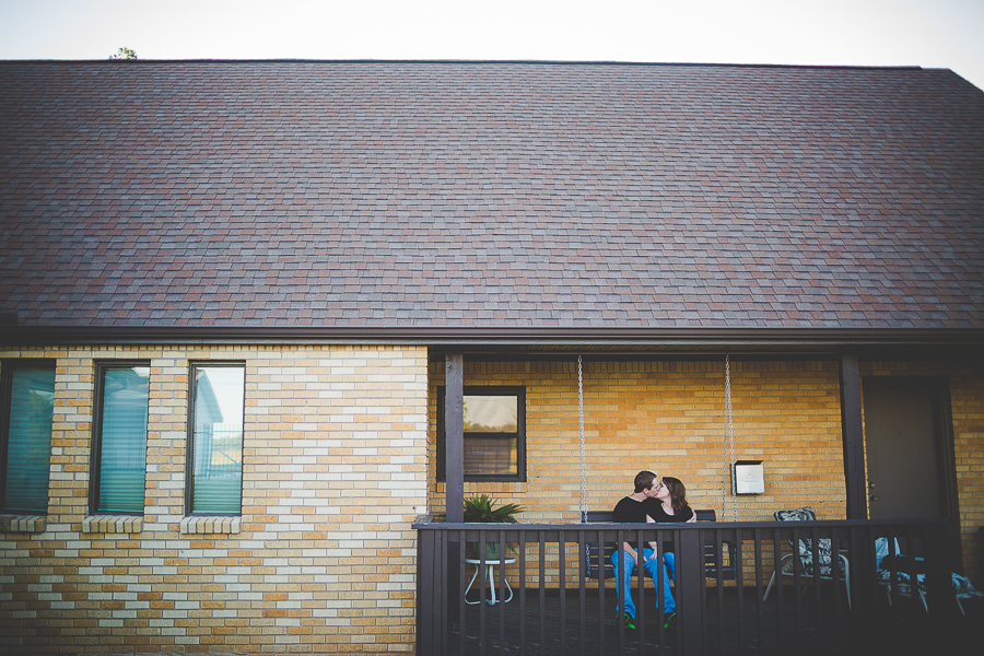 Fayetteville Photographer, Wedding Photographer in Northwest Arkansas, Hannah and Hunter, Anniversary Photos, lissachandler.com -5 Wedding Photographer in Arkansas, Bentonville Wedding Photographer, Fayetteville Wedding Photographer, Lissa Chandler