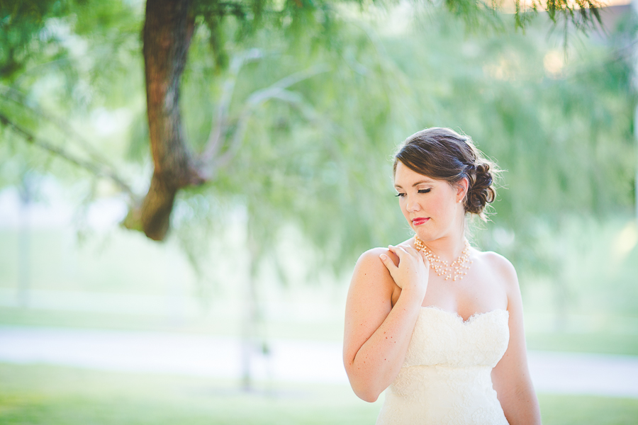 Northwest Arkansas Wedding Photographer, September Bridals, Creative Wedding Photographer in Arkansas, lissachandler.com