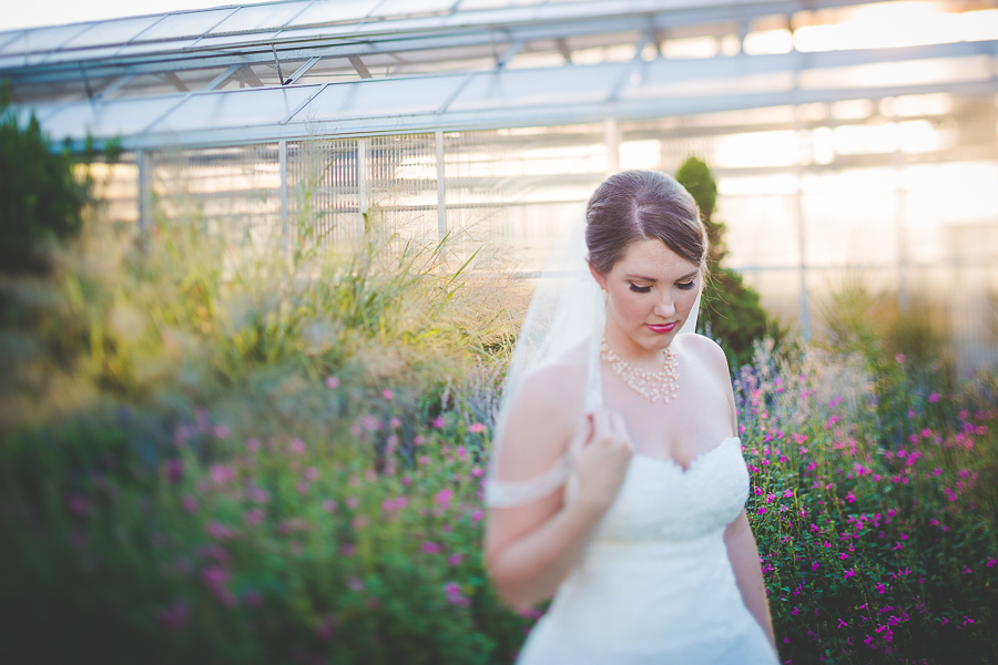 Northwest Arkansas Wedding Photographer, September Bridals, Creative Wedding Photographer in Arkansas, lissachandler.com