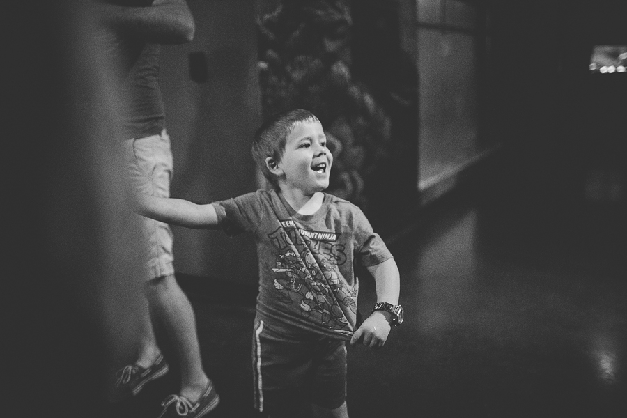 Northwest Arkansas Photographer in Bentonville, Arkansas Wedding and Senior Portrait Photographer, lissachandler.com , Loveland Aquarium