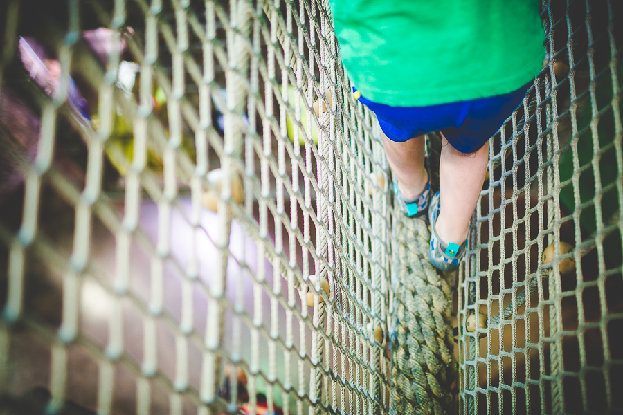 Northwest Arkansas Photographer in Bentonville, Arkansas Wedding and Senior Portrait Photographer, lissachandler.com , Loveland Aquarium