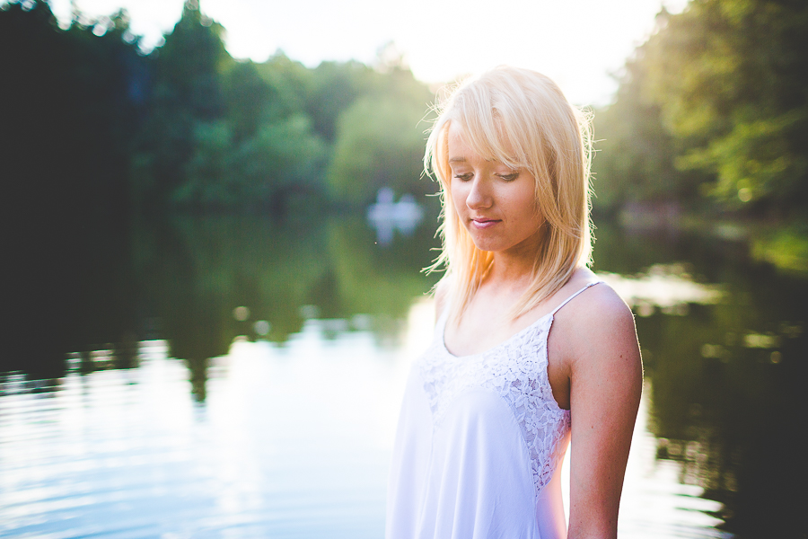 Senior Photographer in Northwest Arkansas, Senior Model Shoot, Fayetteville AR Photographers, lissachandler.com -7 Senior Portrait Photographer in Bentonville, Lake Fayettevile, Creative Senior Photos Arkansas, NWA Photographer, lissachandler.com