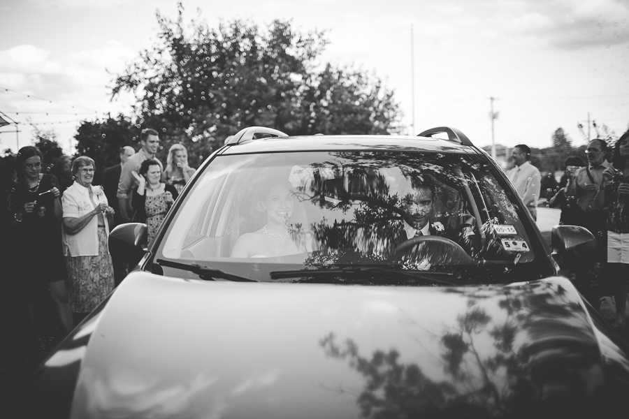 Bentonville Arkansas Wedding Photographer - Unique Wedding Photographer NWA - lissachandler.com